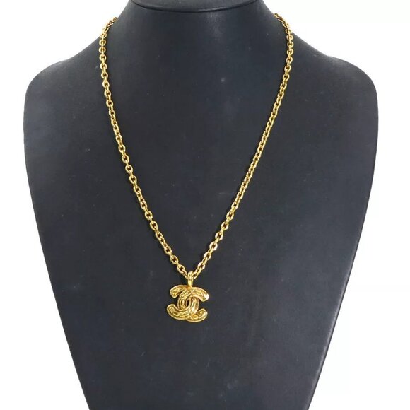 Auth CHANEL CC Logo Pendant Necklace Gold Metal - Picture 1 of 11